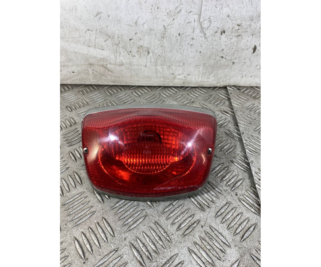Fanale Stop Posteriore Piaggio Vespa LX 50 / 125 Dal 2005 al 2011  1762177333570