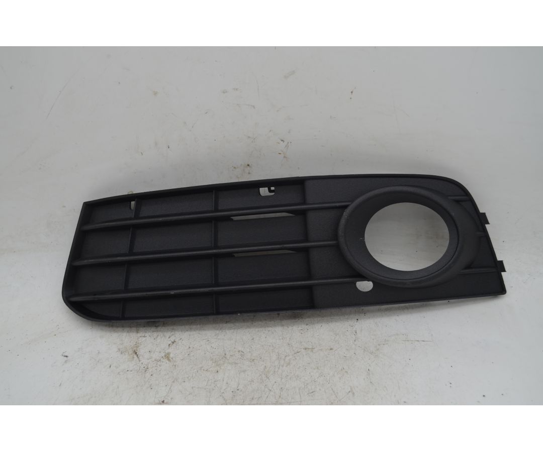 Griglia fendinebbia anteriore SX Audi A4 Dal 2004 al 2008 Cod 8K0807681A  1762183519739