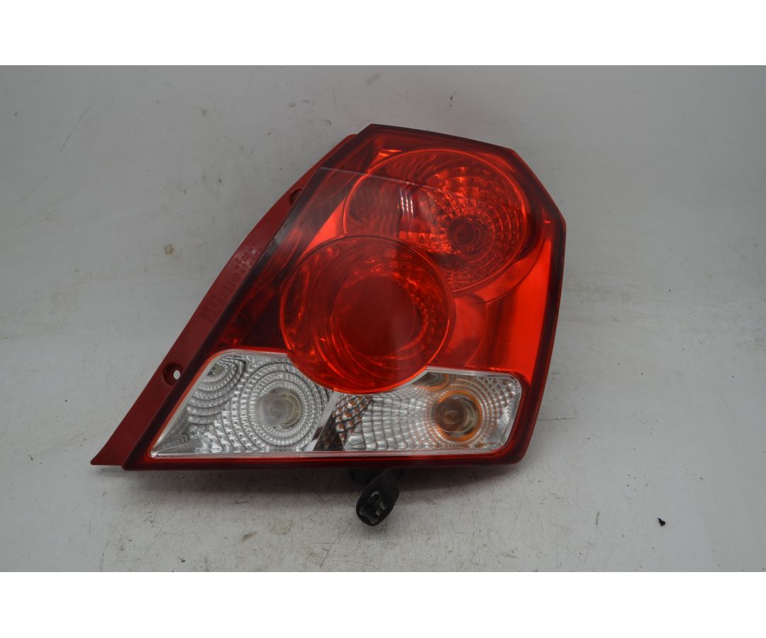 Fanale Stop Posteriore DX Daewoo Kalos Dal 2002 al 2008 Cod 96540269  1762242764810