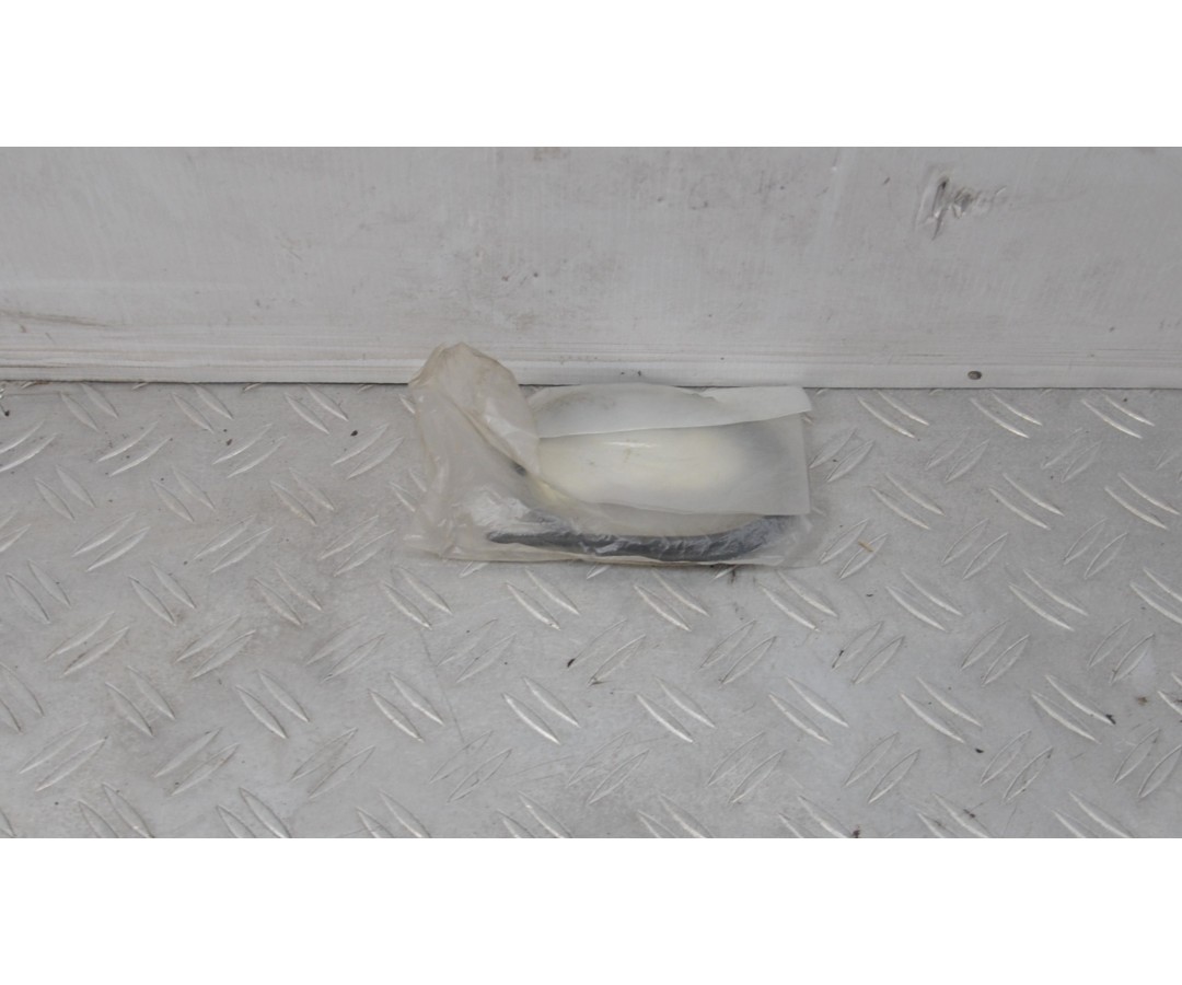 Tubo Pompa Olio Yamaha Aerox 100 dal 2000 al 2002 cod 90445-055E5  1624457429604