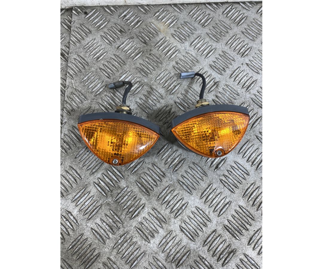 Coppia Frecce Anteriori Piaggio Free 50 Dal 1992 al 2003  1762419415910