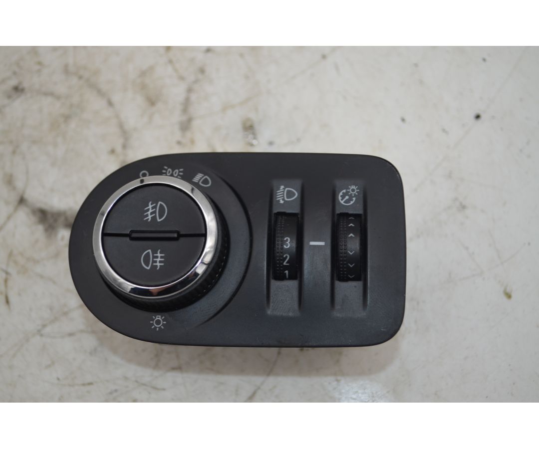 Pulsantiera Luci Opel Corsa D Dal 2006 al 2014 Cod 13310331  1763106572152