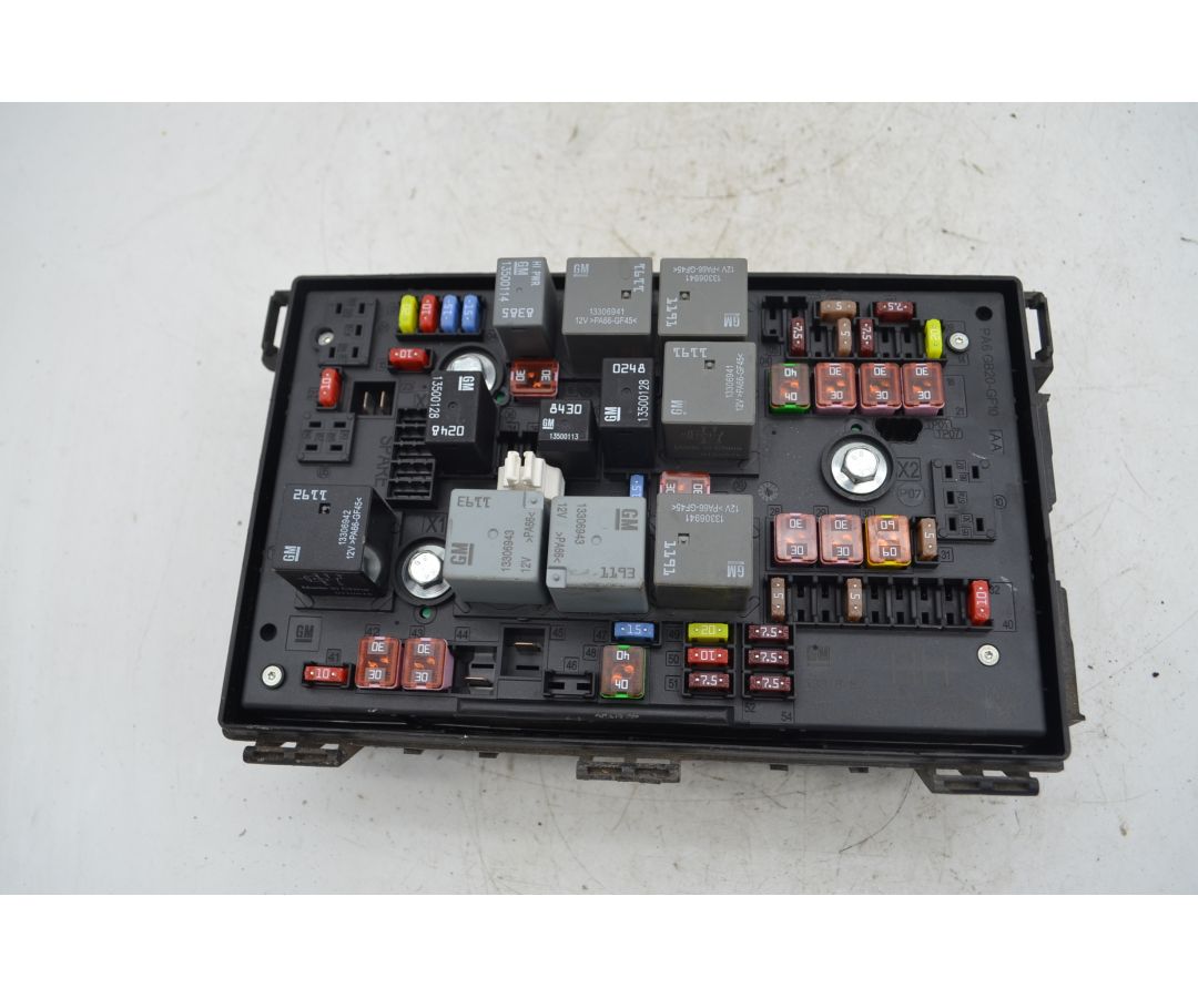 Scatola Fusibili Opel Astra J dal 2009 al 2020 Cod 13318782  1763121361809