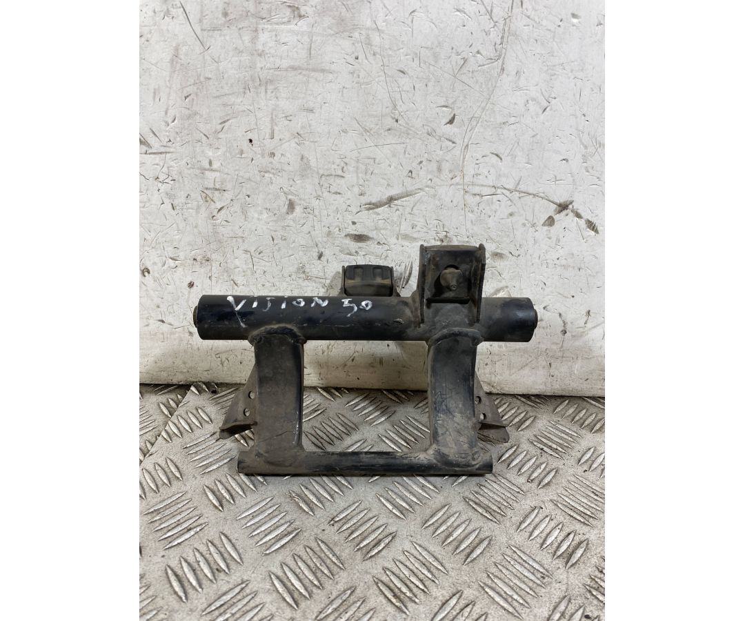 Staffa Supporto Motore Honda Vision 50 dal 2011 al 2017  1763387632163