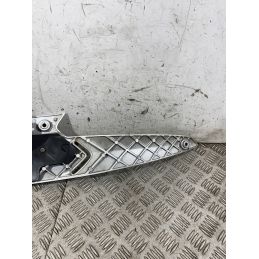 Pedana Poggiapiedi Passeggero Destra DX Aprilia SR Max 300 dal 2011 al 2014  1763479558401