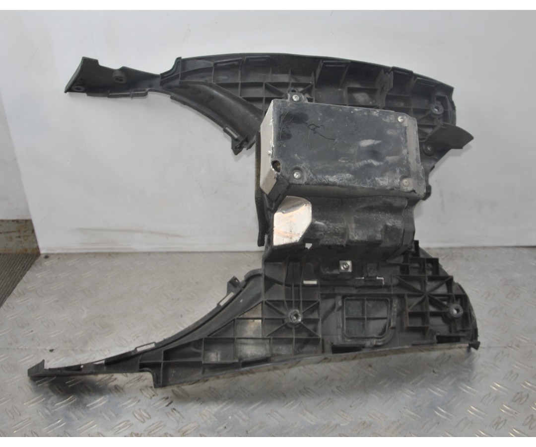 Carena Pedana Poggiapiedi Honda SH 300 dal 2011 al 2013  1624617344907