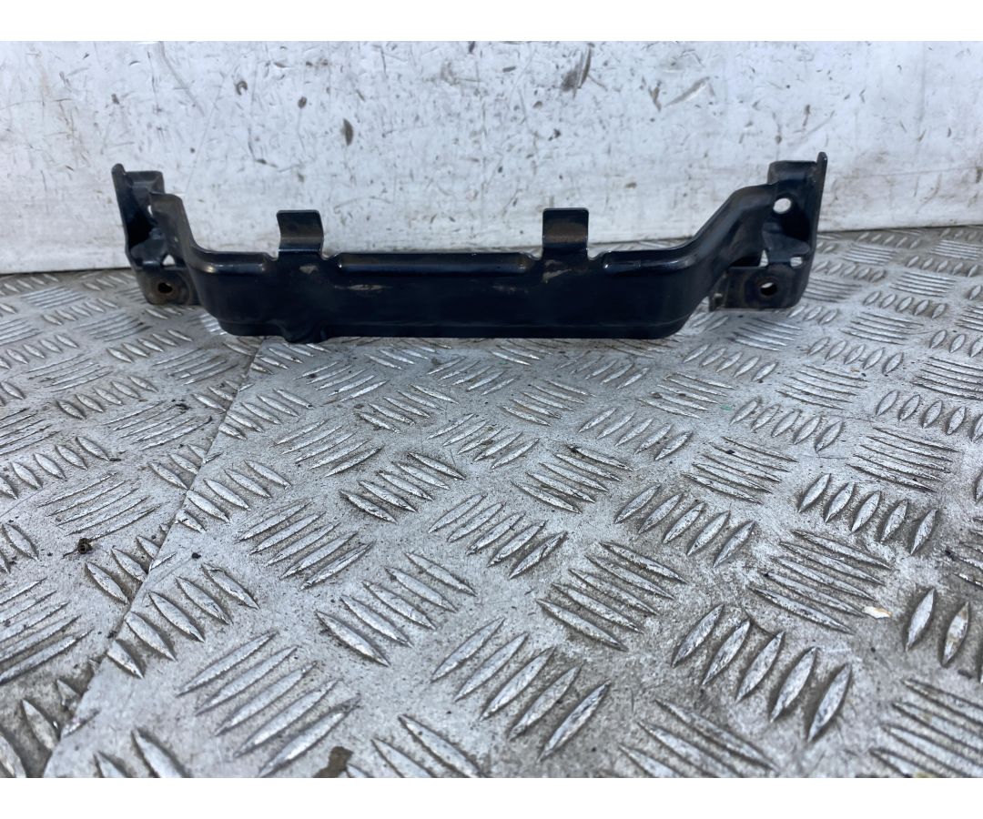 Staffa Supporto Serbatoio Honda Vision 50 dal 2011 al 2017  1763567642579