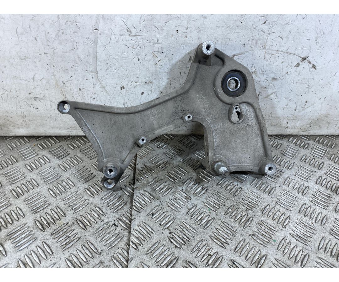 Staffa Supporto Marmitta Suzuki XF 650 Freewind Dal 1997 al 2003  1763633530847