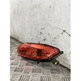 Fanale Stop Posteriore Destro DX Piaggio Medley 125 / 150 dal 2016 al 2019  1763650455987