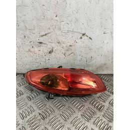 Fanale Stop Posteriore Sinistro SX Piaggio Medley 125 / 150 dal 2016 al 2019  1763651233003
