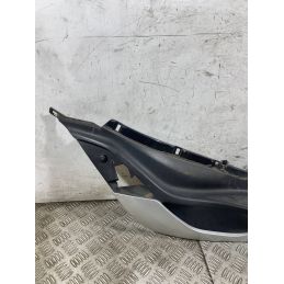 Carena Pedana Poggiapiedi Destra DX Piaggio Medley 125 / 150 dal 2016 al 2019  1763653494594