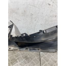 Carena Pedana Poggiapiedi Destra DX Piaggio Medley 125 / 150 dal 2016 al 2019  1763653494594