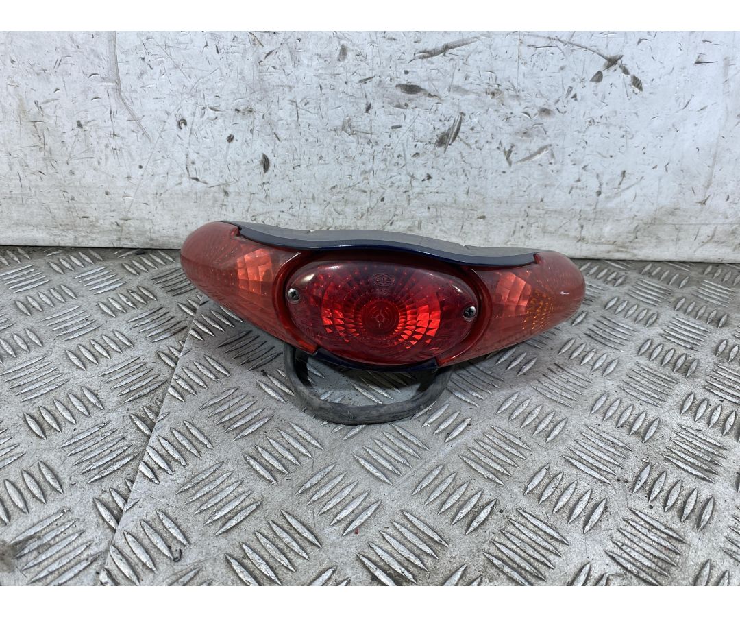 Fanale Stop Posteriore Aprilia Scarabeo 50 / 100 Dal 2002 al 2006  1763980681315