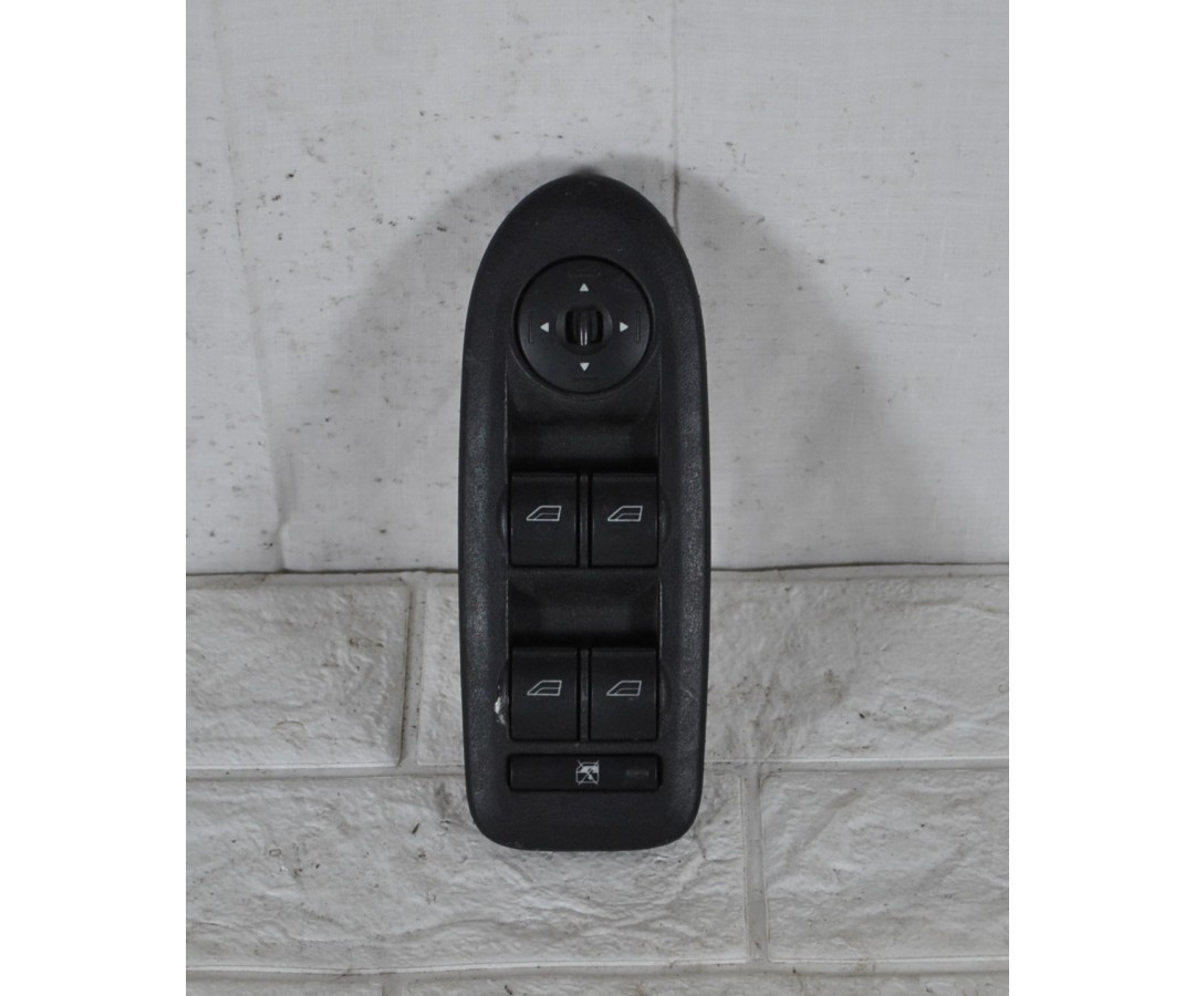 Pulsantiera Alzacristalli Anteriore SX Ford Focus II dal 2004 al 2011 Cod p7m5t14a132ab  1624951694065