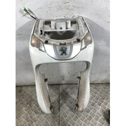 Carena Scudo Anteriore Con frecce Peugeot Tweet 125 / 150 Dal 2010 al 2017  1764605261875
