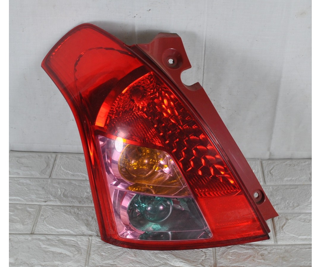 Fanale Stop posteriore Sinistro SX Suzuki Swift dal 2004 al 2010 cod. 45252  1618496139105