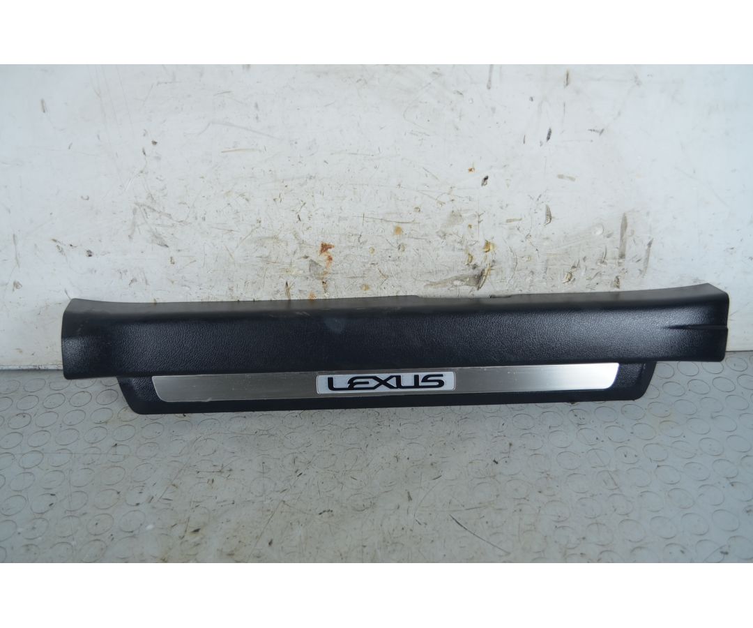 Modanatura Battitacco Ingresso Abitacolo Lexus CT 200h dal 2011 al 2022 Cod 6792076020C0  1765277115107