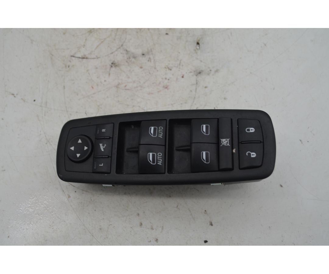 Pulsantiera Alzacristalli Anteriore SX Fiat Freemont dal 2011 al 2015 Cod 56046826AC  1765360288466