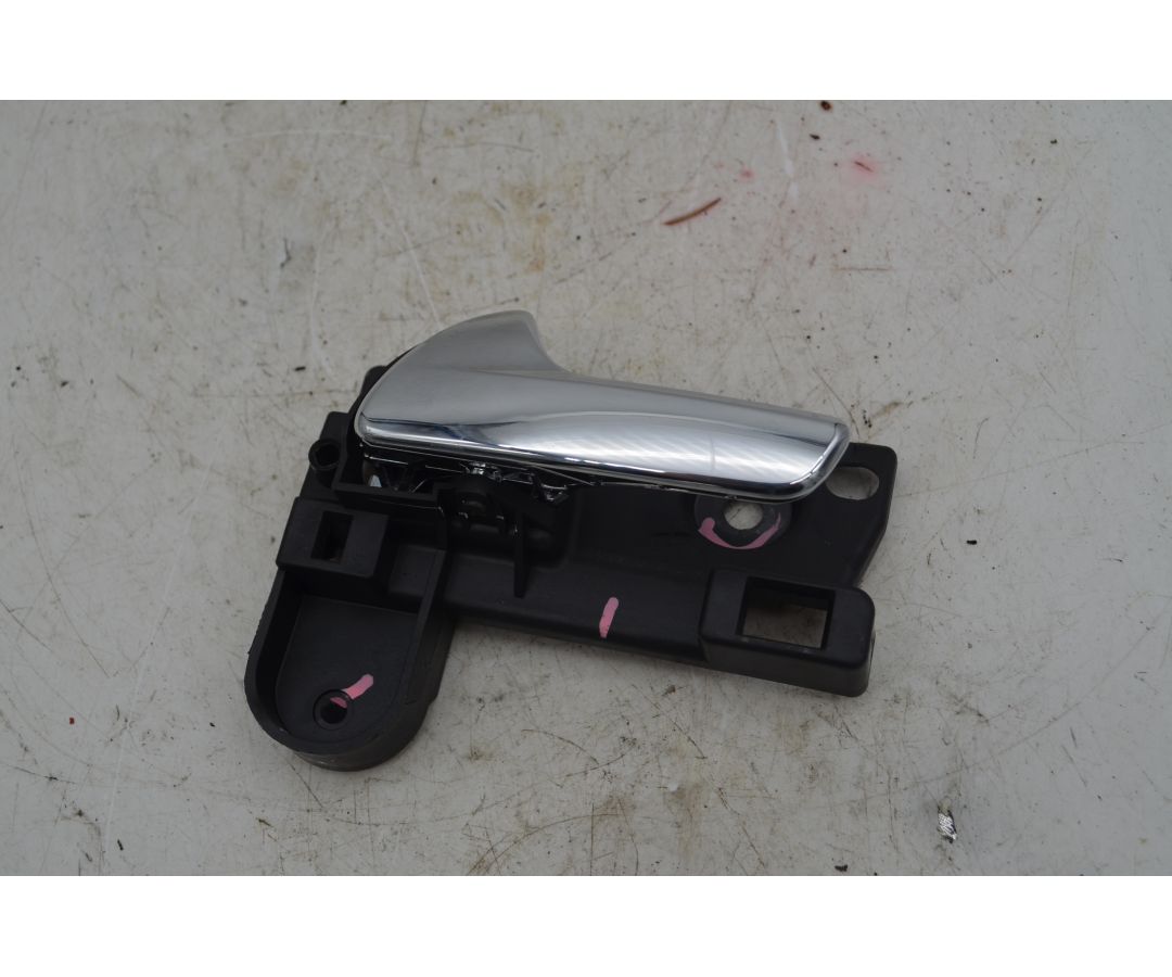 Maniglia Interna Posteriore SX Fiat Freemont dal 2011 al 2015 Cod 937071  1765443765297