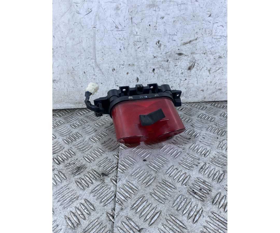 Fanale Stop Posteriore Yamaha YZF R1 Dal 1998 al 2003  1765453636044