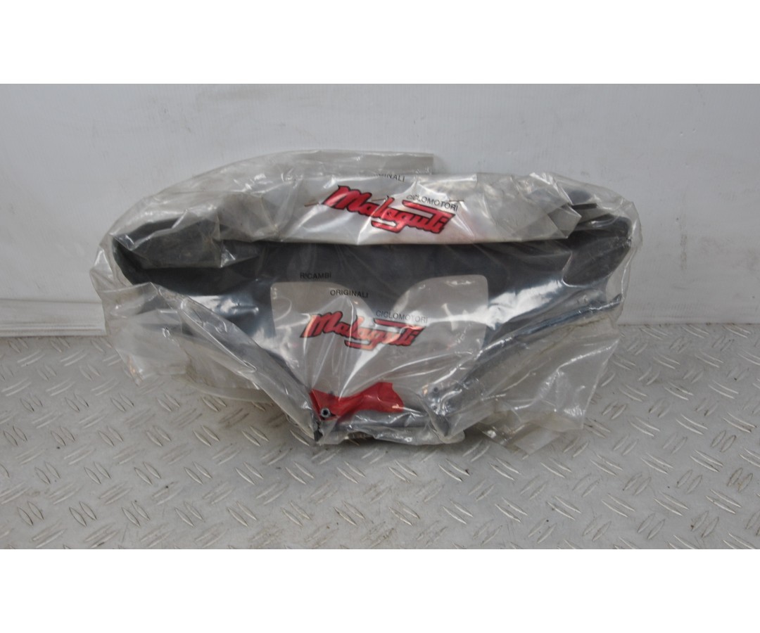 Carena Portafaro Anteriore grigio fumo Malaguti Centro SL 50 / 125 dal 2010 al 2011 cod 07117498  1625154645694