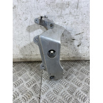 Staffa Supporto Pedana Destra Dx Honda Hornet 600 Dal 2005 al 2006  1766071474285