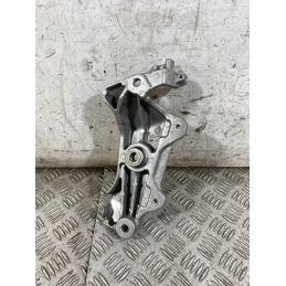 Staffa Supporto Pedana Destra Dx Honda Hornet 600 Dal 2005 al 2006  1766071474285