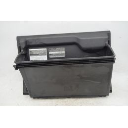 Vano Portaoggetti Toyota Yaris Dal 2005 al 2011 Cod 55550-0d060  1766393949713