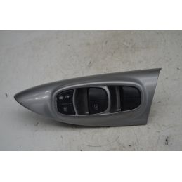 Pulsantiera Alzacristalli Anteriore Sx Nissan Juke dal 2010 al 2018 Cod 254011KA5E  1767351794284