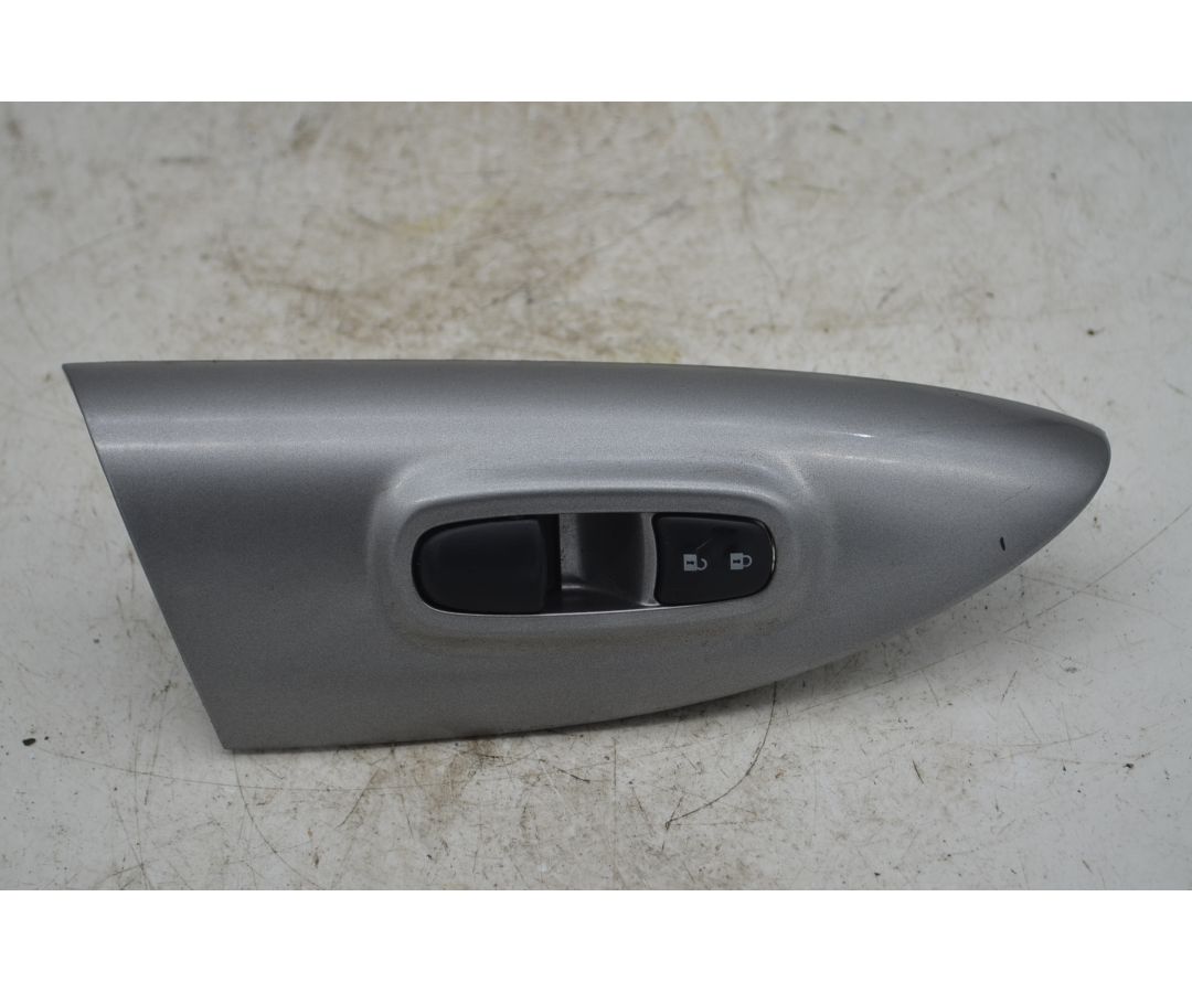 Pulsantiera Alzacristalli Anteriore DX Nissan Juke Dal 2010 al 2018 Cod 254111KA54  1767365292264