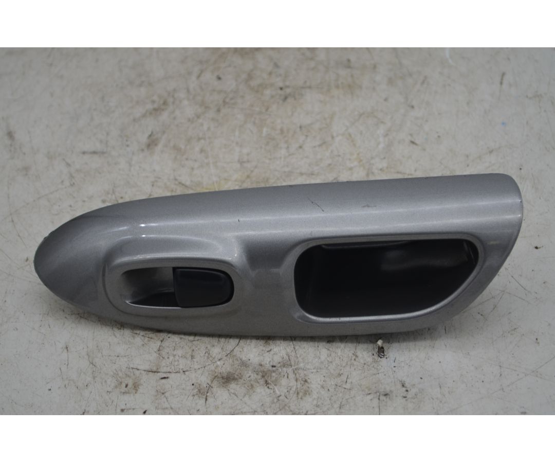 Pulsantiera Alzacristalli Posteriore SX Nissan Juke Dal 2010 al 2018 Cod 829611KA2A  1767365581566