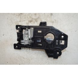 Maniglia Interna Posteriore DX Kia Carens Dal 2013 al 2017 Cod 83623-RP000  1767366535728