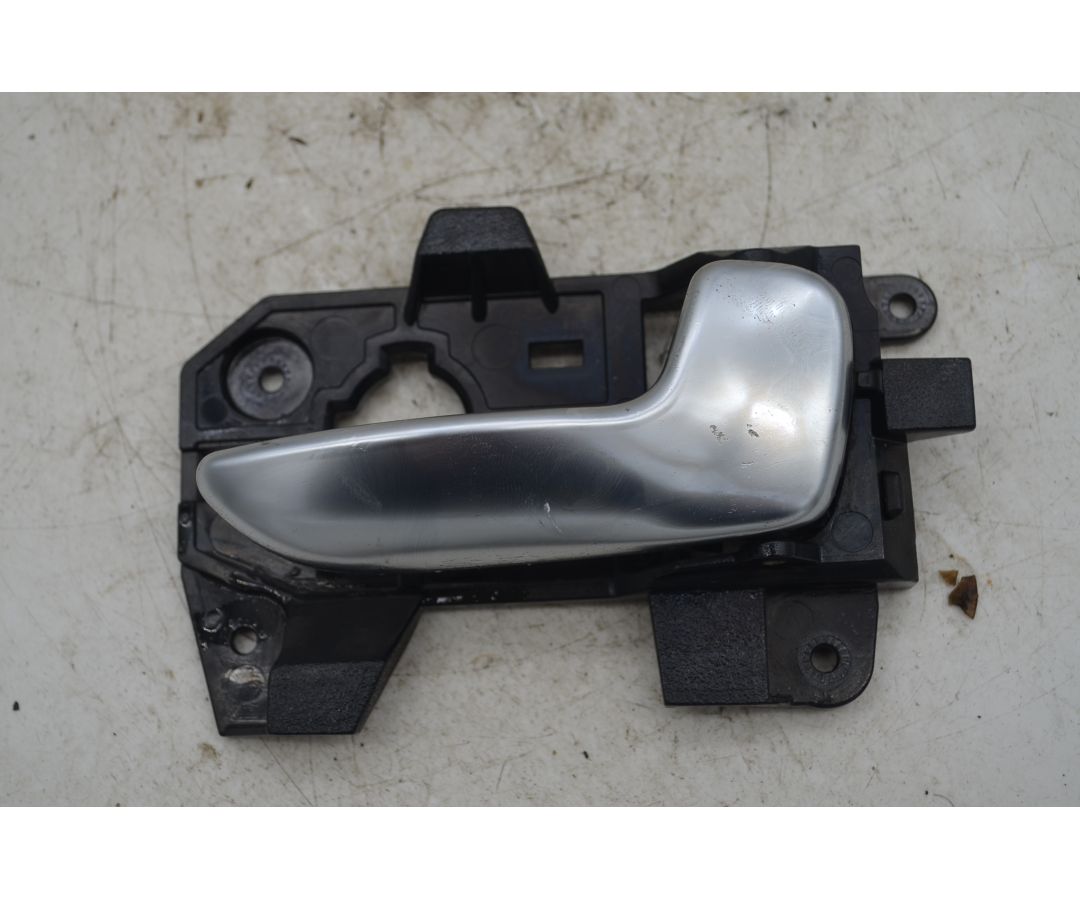 Maniglia Interna Anteriore DX Kia Carens Dal 2013 al 2017 Cod 82623-RP000  1767367144103
