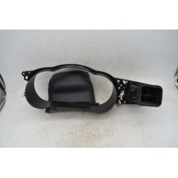 Cornice Rivestimento Strumentazione + Bocchetta Aria Kia Carens Dal 2013 al 2017 Cod 97480-A4000  1767775825052