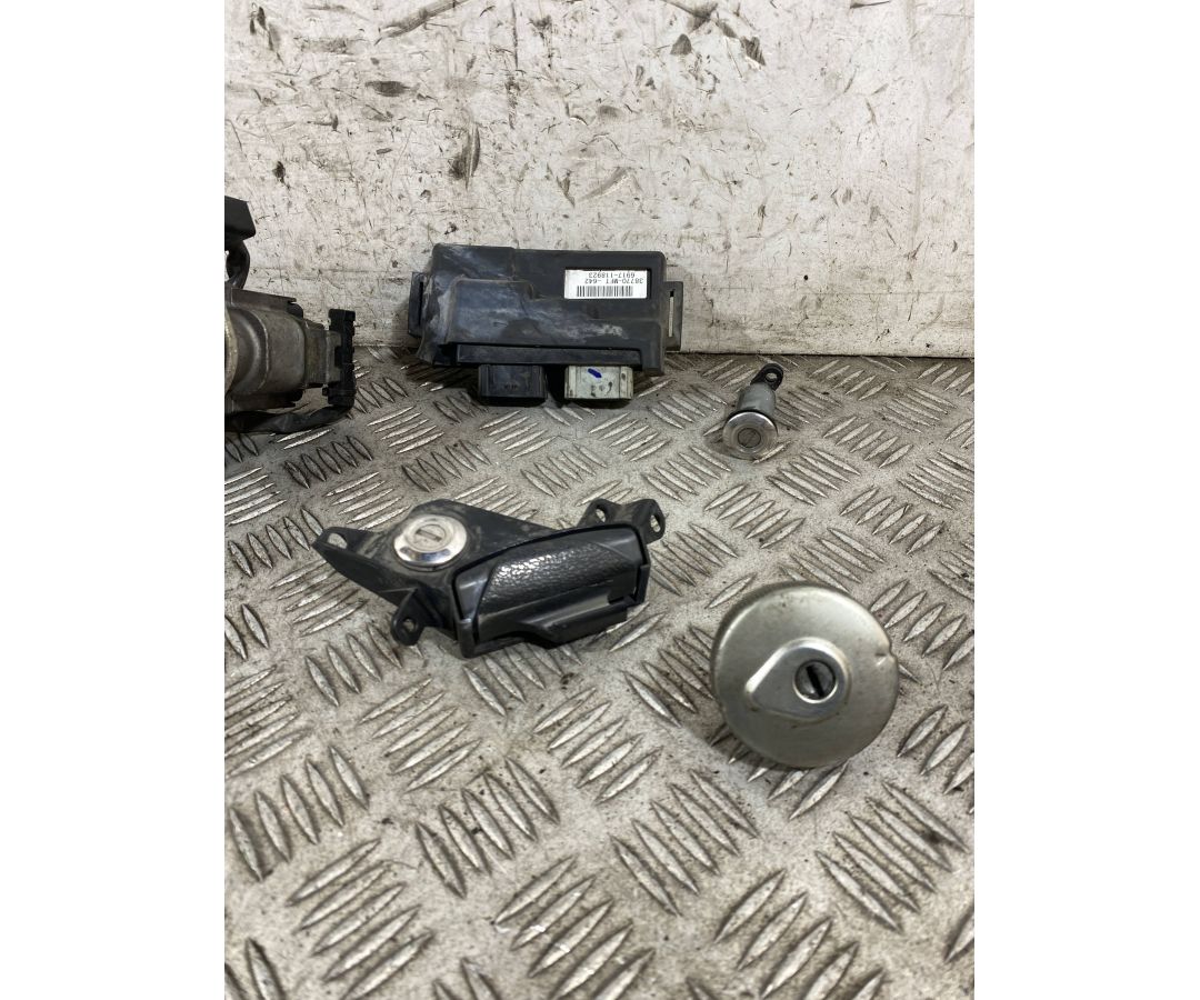 Kit Chiave Honda SW-T 400 / 600 dal 2008 al 2016 COD 38770-MFT-642  1767799693743