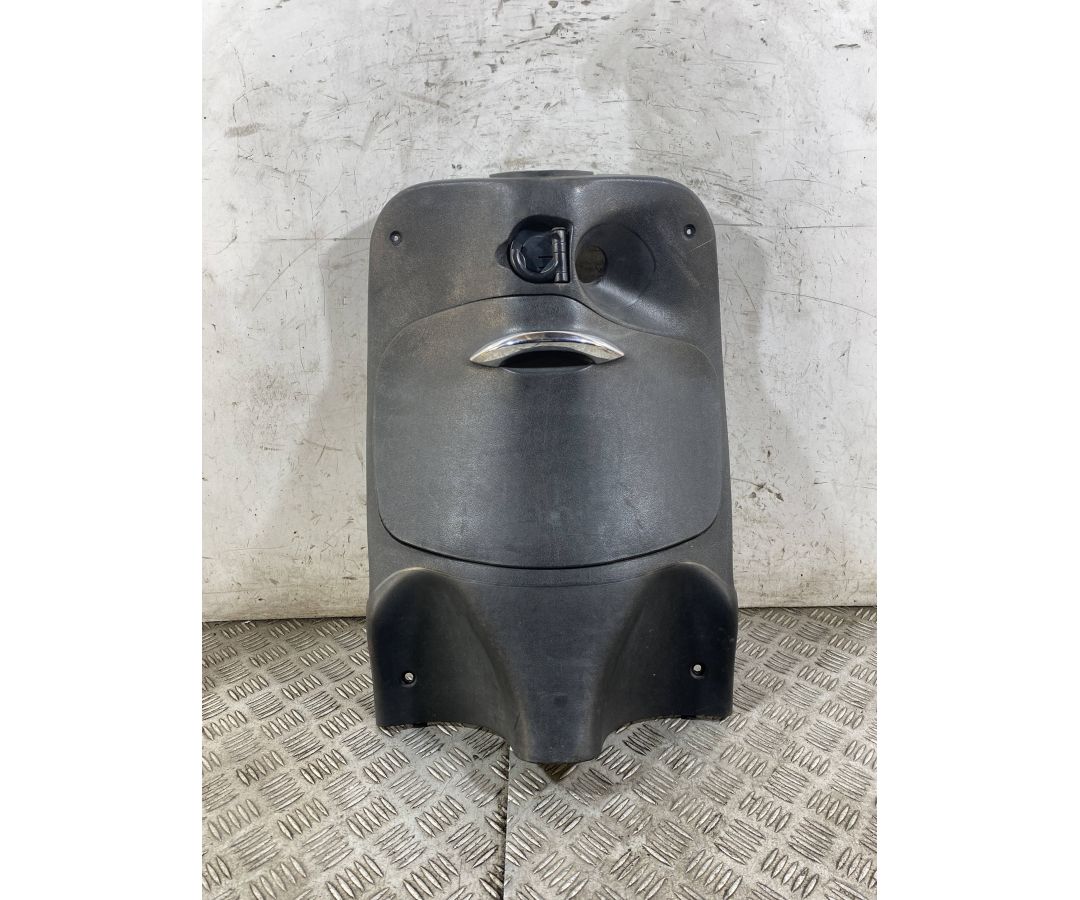 Carena Retroscudo Piaggio Liberty 150 3V dal 2013 al 2015  1767802605985