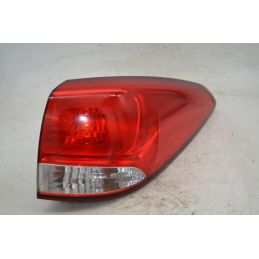 Fanale Stop Posteriore Esterno DX Kia Carens Dal 2013 al 2018 Cod 92402A4020  1767869546474