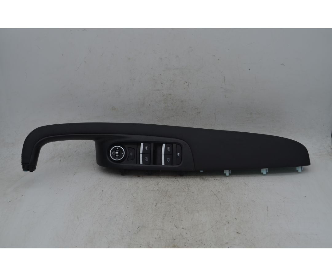 Pulsantiera Anteriore SX DR 5 dal 2024 in poi Cod 24080100388  1767958060836