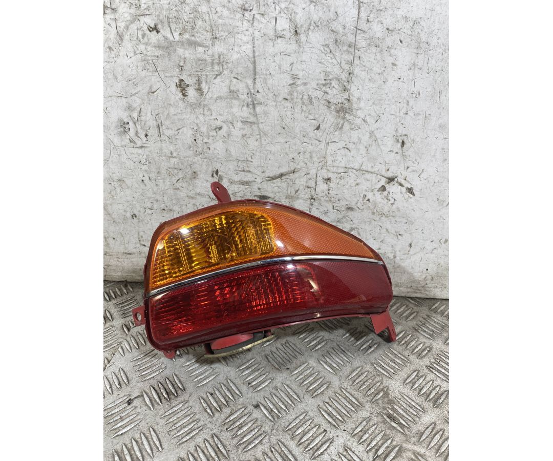 Fanale Stop Posteriore Destro Dx Suzuki Burgman 650 Executive Dal 2004 al 2006 COD 35603-10G0R  1767969459858