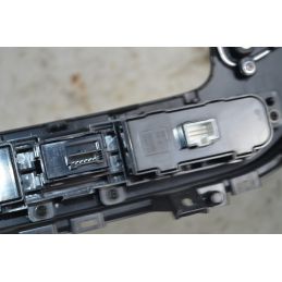 Rivestimento Centrale Cruscotto + Bocchette Aria Centrali e DX Kia Carens dal 2013 al 2018 Cod 84740A4200  1768212331167