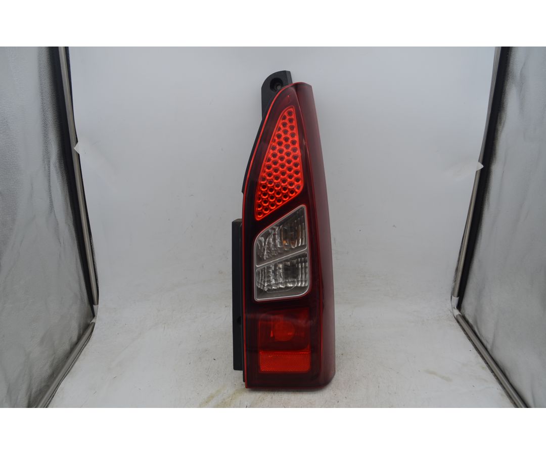 Fanale Stop Posteriore DX Peugeot Partner Tepee Dal 2012 al 2015 Cod 1680022580  1768471364135