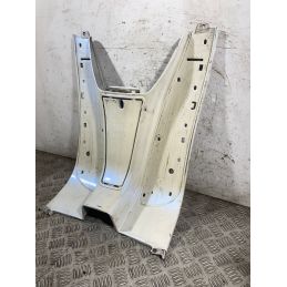 Carena Pedana Poggiapiedi Piaggio Vespa ET2 / ET4 / 50 / 125 / 150 dal 1996 al 2006  1768473119757