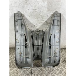 Carena Pedana Poggiapiedi Piaggio Vespa ET2 / ET4 / 50 / 125 / 150 dal 1996 al 2006  1768473119757