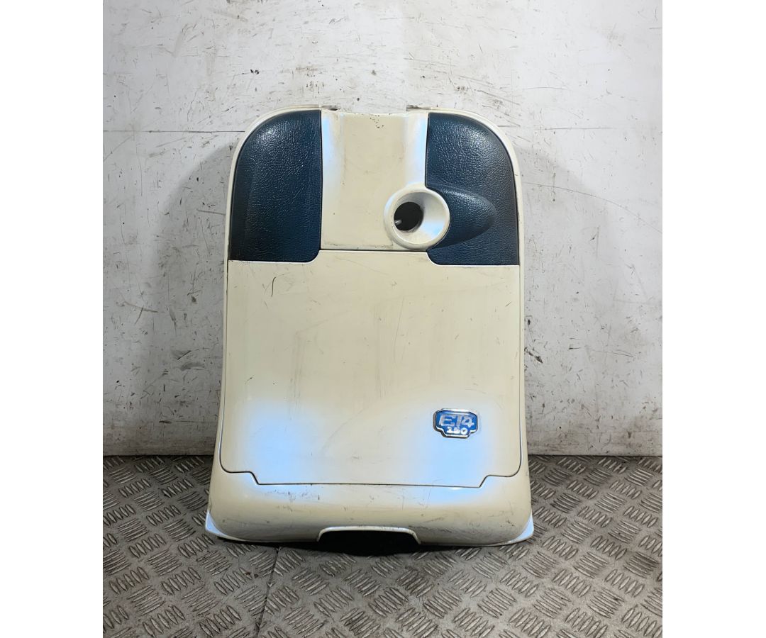 Carena Retroscudo Piaggio Vespa ET2 / ET4 / 50 / 125 / 150 dal 1996 al 2006  1768473553148
