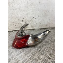 Fanale Stop Posteriore Honda Sh 300 Dal 2011 al 2014  1769180833882