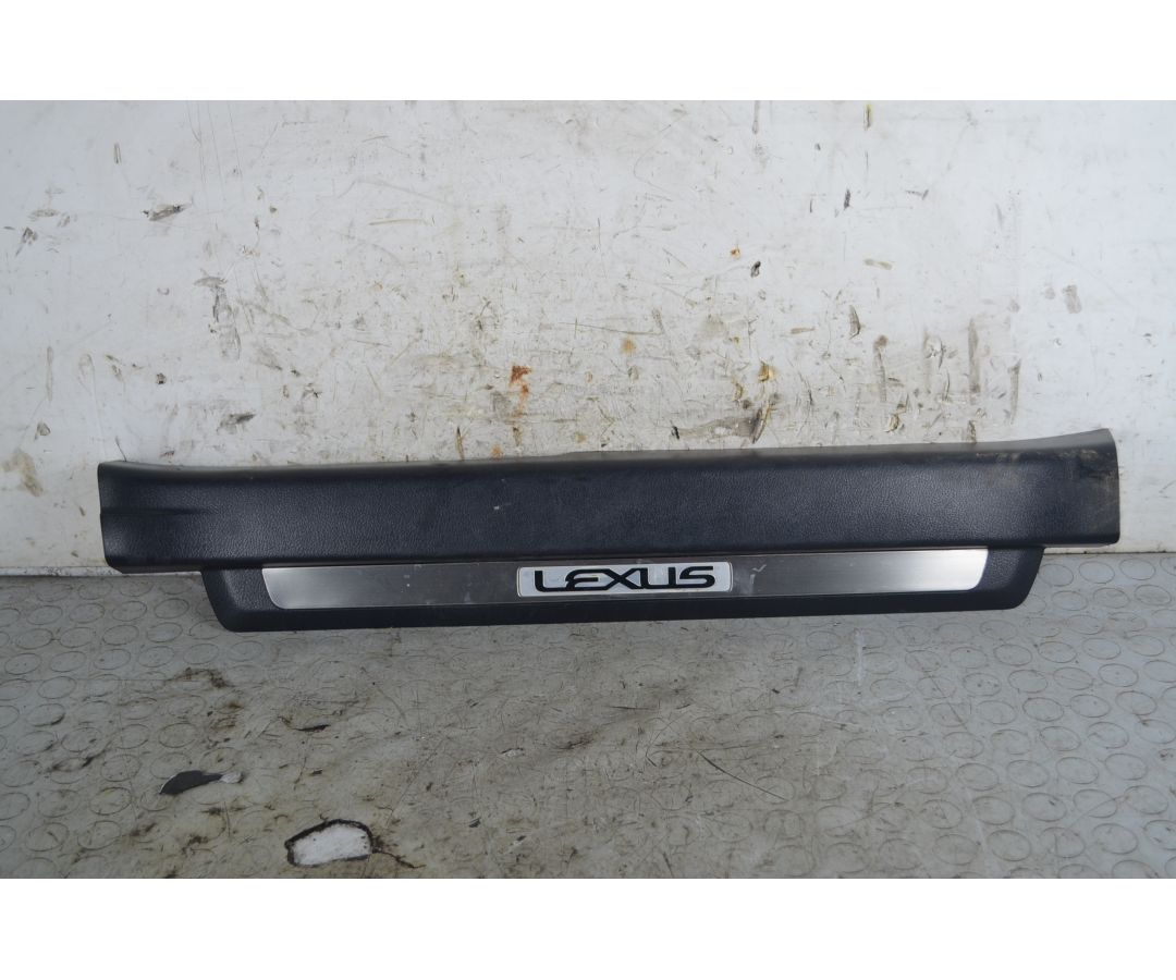 Rivestimento Interno Battitacco Anteriore DX Lexus CT200H Dal 2011 al 2022 Cod 67910-76030  1769425564632