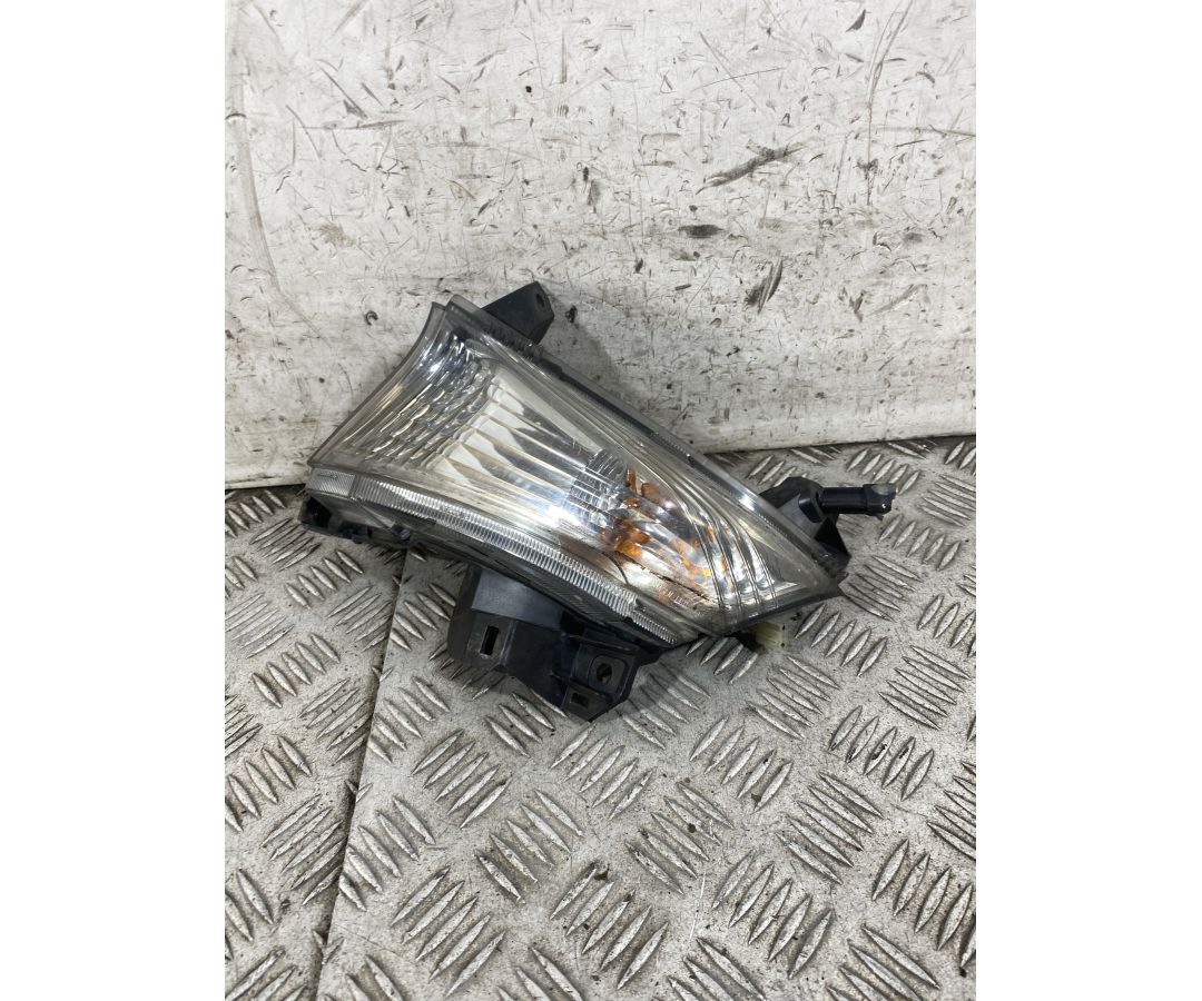 Freccia Anteriore Destra Dx Honda SW-T 400 / 600 Dal 2009 al 2016  1769779582047