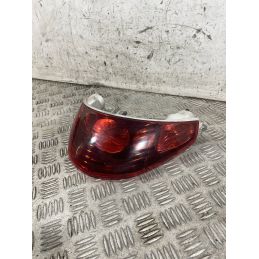 Fanale Stop Posteriore Piaggio Beverly 200 dal 2001 al 2010  1770109465411