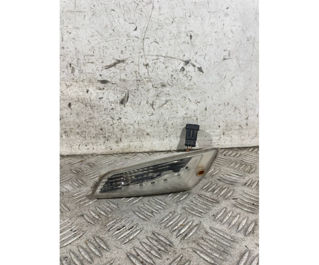 Freccia Anteriore Destra DX Piaggio Vespa GTS 300 Dal 2014 Al 2016 COD 50R-0013858  1770129464852