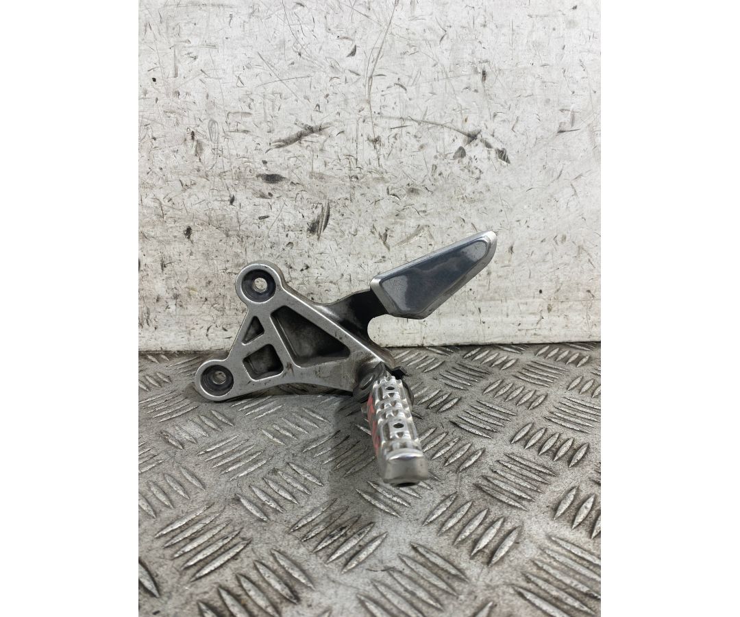 Pedana poggiapiedi Sinistra Sx Pilota Yamaha MT-125 MT 125 Dal 2014 al 2017  1770366098261